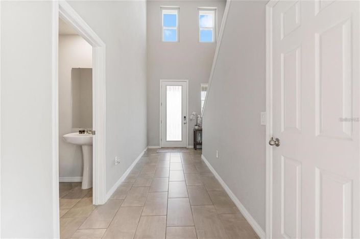 Image No.12-4 Bed Property for sale