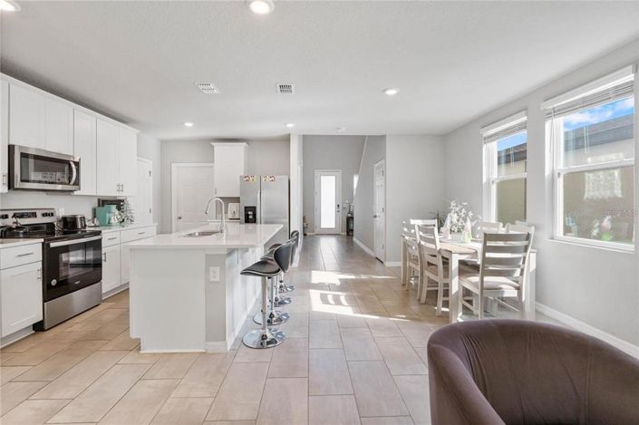 Image No.3-4 Bed Property for sale