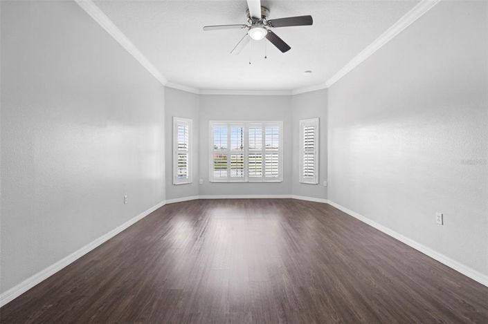 Image No.17-4 Bed Property for sale