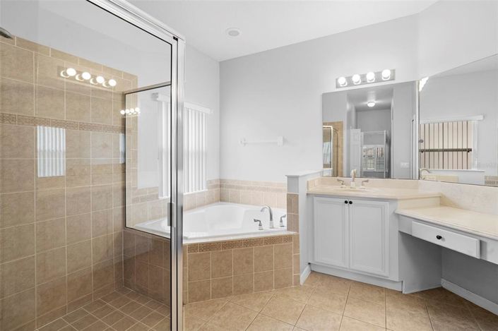 Image No.20-4 Bed Property for sale