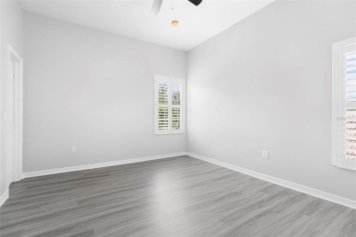 Image No.22-4 Bed Property for sale