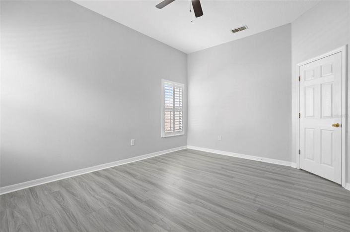 Image No.23-4 Bed Property for sale