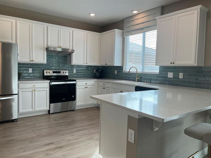 Image No.13-4 Bed Property for sale