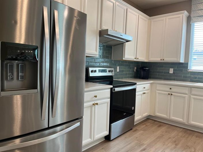 Image No.16-4 Bed Property for sale