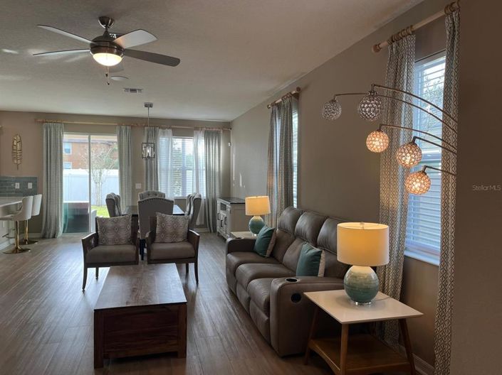 Image No.8-4 Bed Property for sale