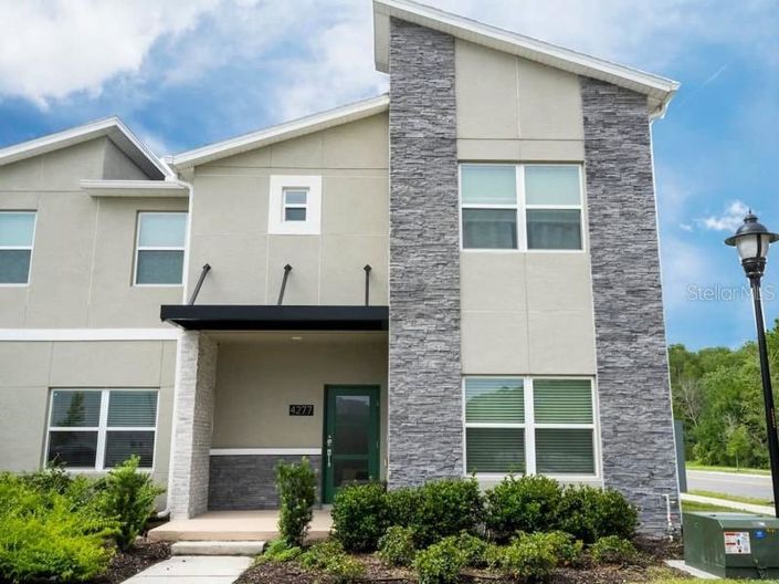 Image No.2-Maison de ville de 5 chambres à vendre à Kissimmee