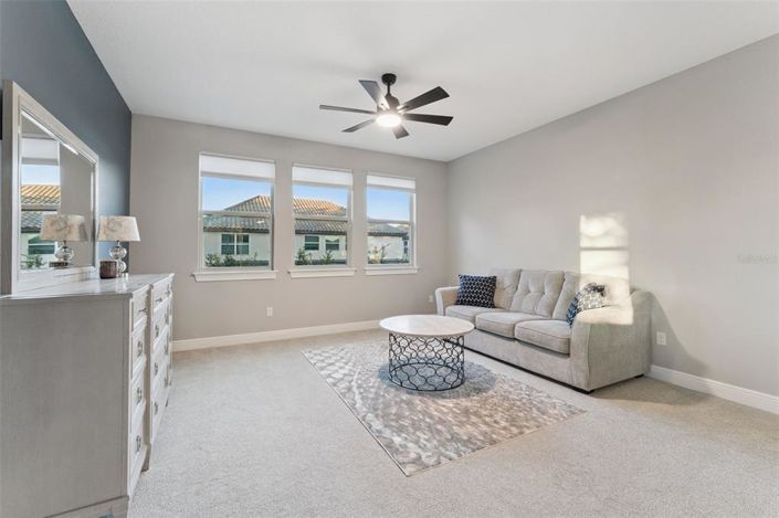 Image No.15-6 Bed Property for sale