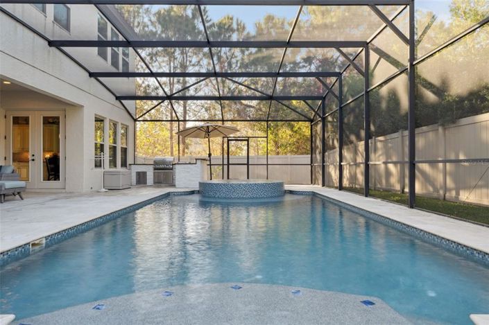 Image No.3-6 Bed Property for sale