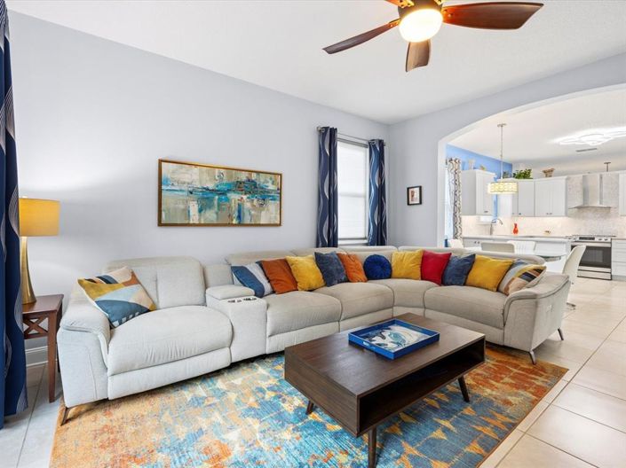 Image No.11-4 Bed Property for sale