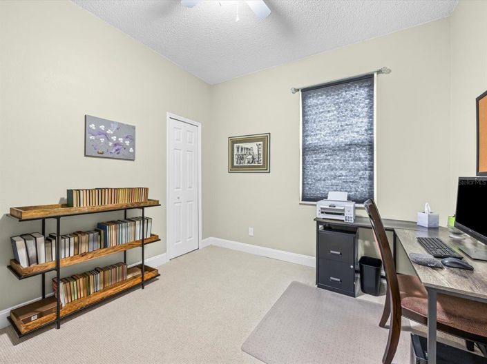 Image No.19-4 Bed Property for sale