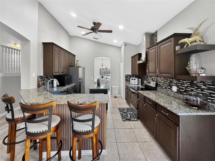 Image No.12-4 Bed Property for sale