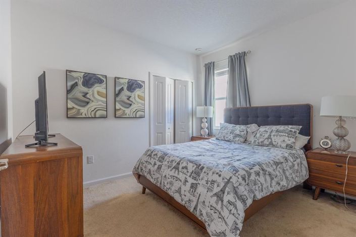 Image No.26-8 Bed Property for sale