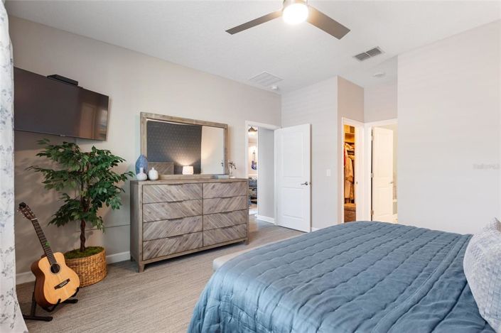 Image No.27-4 Bed Property for sale