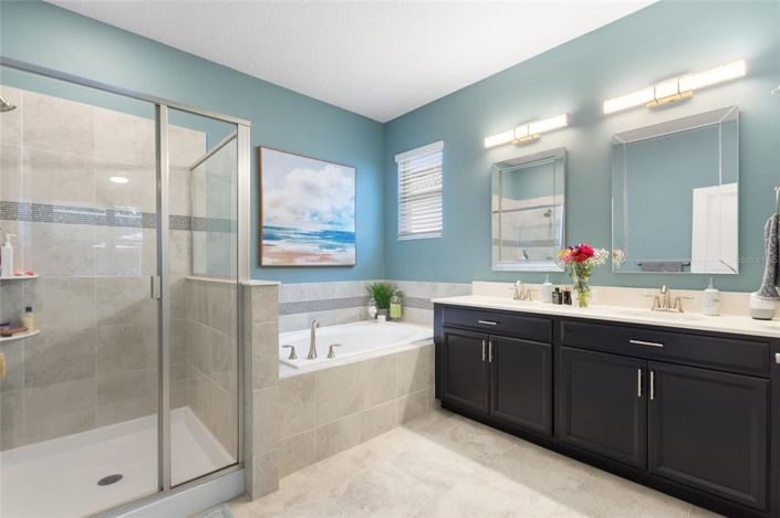 Image No.29-4 Bed Property for sale