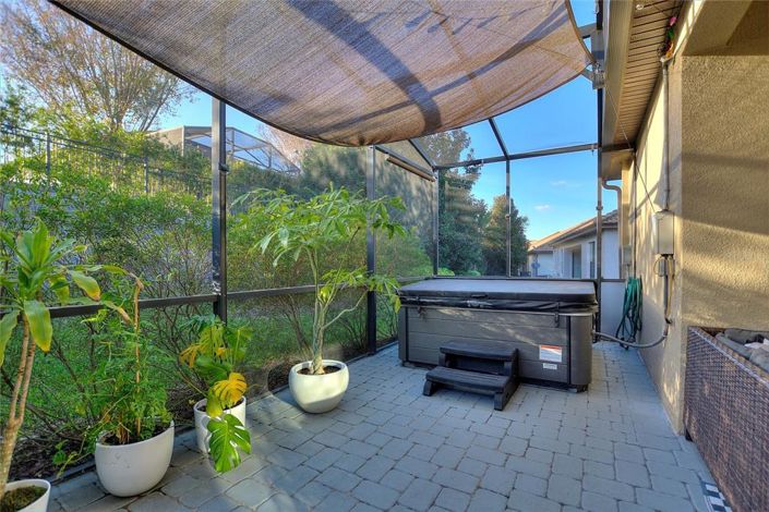 Image No.32-4 Bed Property for sale