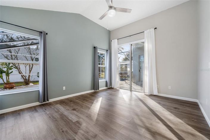 Image No.16-4 Bed Property for sale