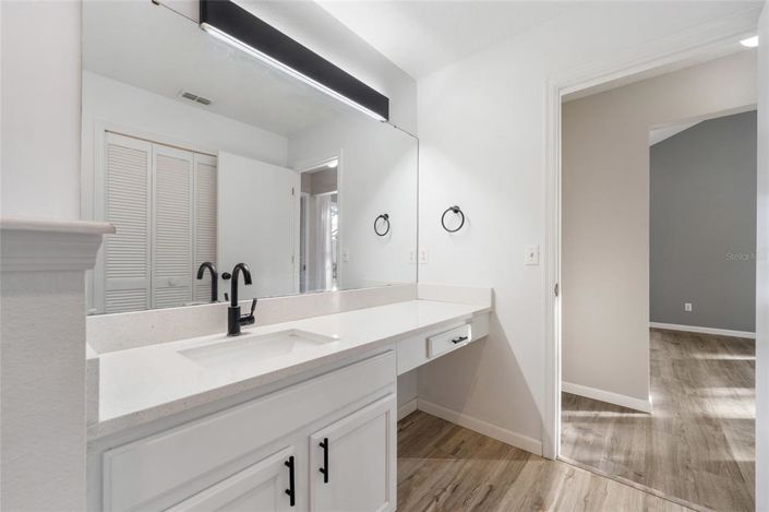 Image No.19-4 Bed Property for sale