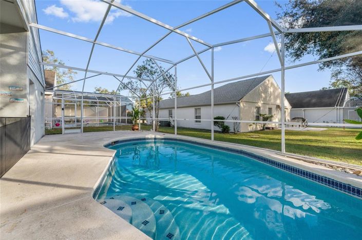 Image No.22-4 Bed Property for sale