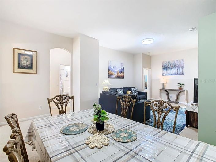 Image No.8-4 Bed Property for sale