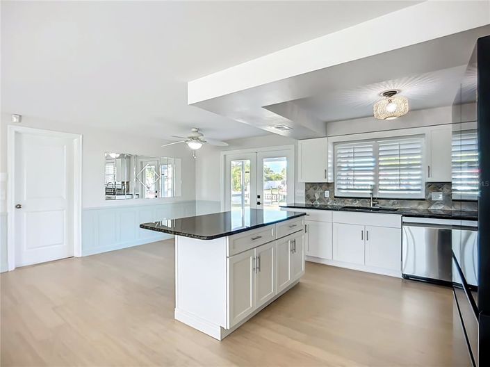 Image No.14-2 Bed Property for sale