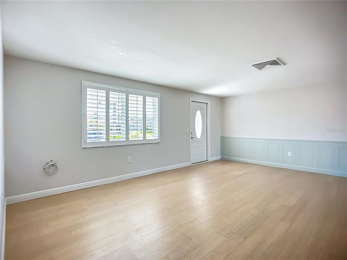 Image No.16-2 Bed Property for sale