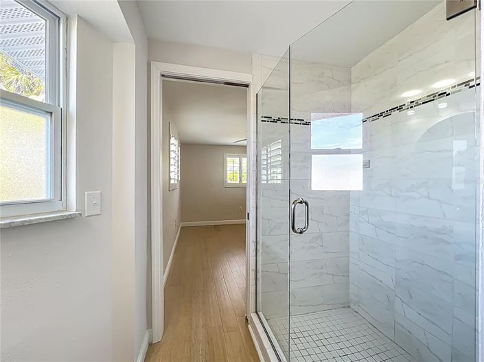 Image No.22-2 Bed Property for sale