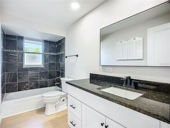 Image No.26-2 Bed Property for sale