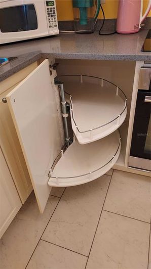 Image No.10-1 Bed Property for sale