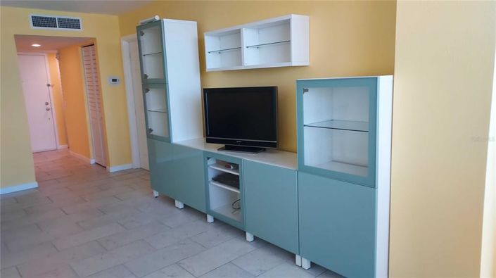 Image No.14-1 Bed Property for sale