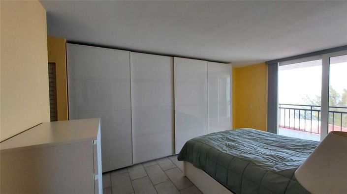 Image No.25-1 Bed Property for sale