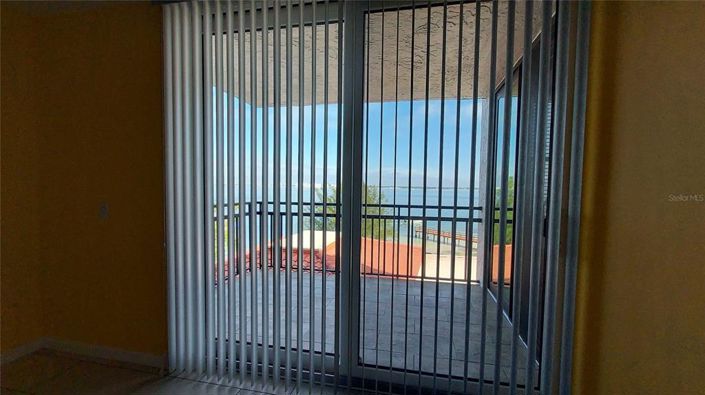 Image No.26-1 Bed Property for sale