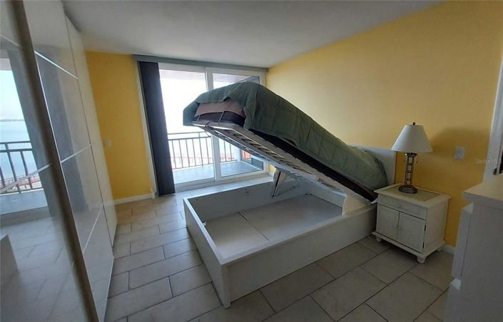 Image No.28-1 Bed Property for sale