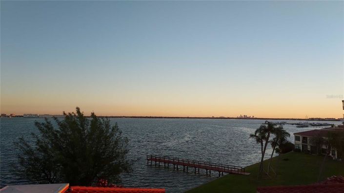 Image No.55-1 Bed Property for sale