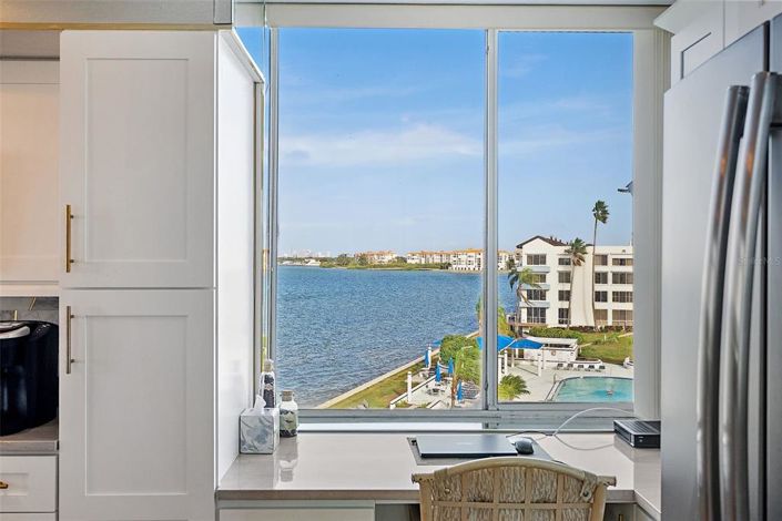 Image No.12-2 Bed Property for sale