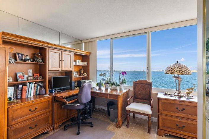 Image No.17-2 Bed Property for sale