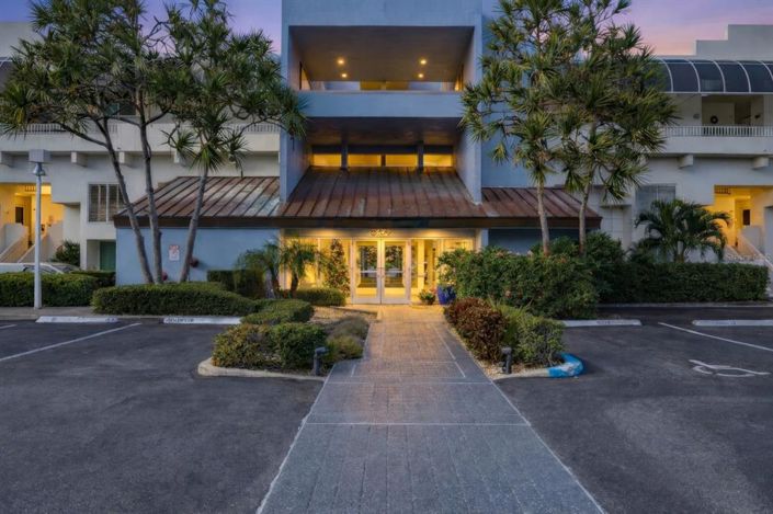 Image No.2-2 Bed Property for sale