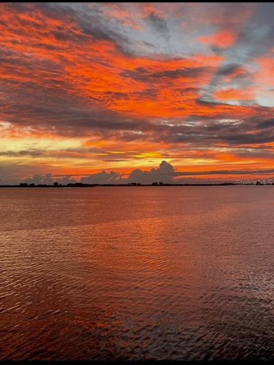 Image No.36-2 Bed Property for sale