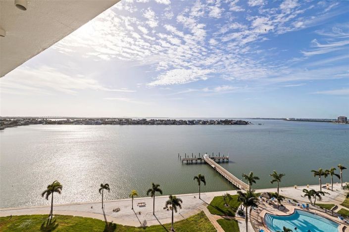 Image No.22-2 Bed Property for sale