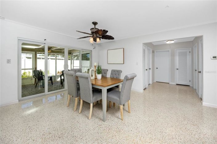 Image No.15-2 Bed Property for sale