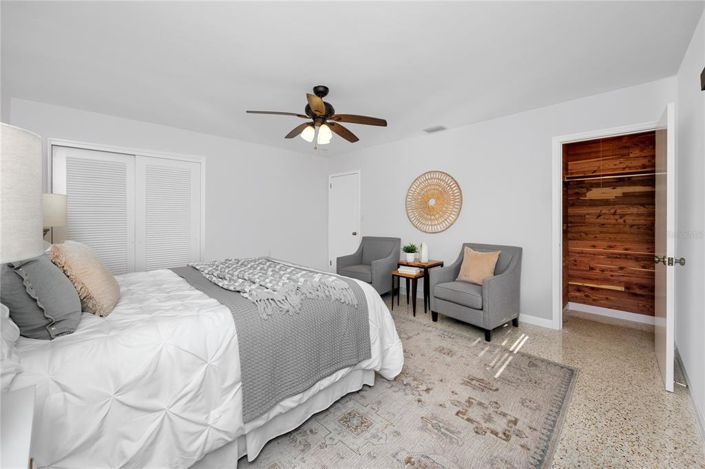 Image No.18-2 Bed Property for sale