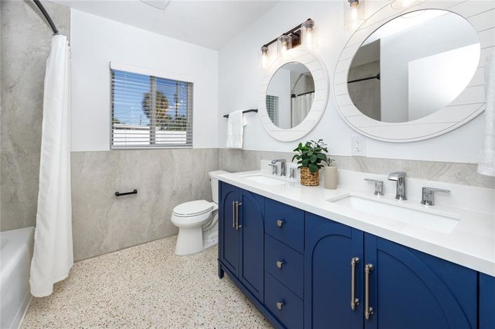 Image No.20-2 Bed Property for sale