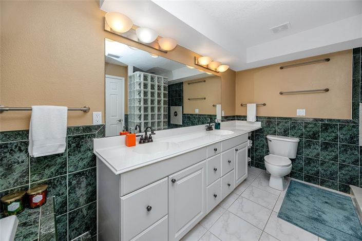 Image No.34-4 Bed Property for sale