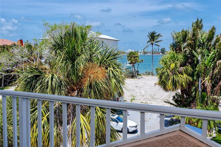 Image No.46-4 Bed Property for sale