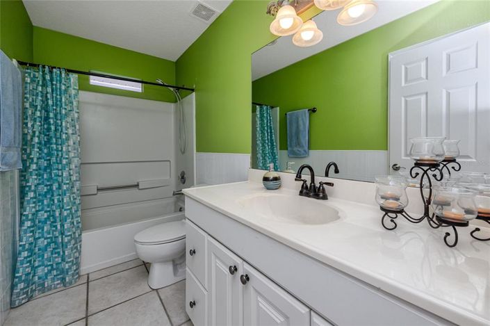 Image No.50-4 Bed Property for sale