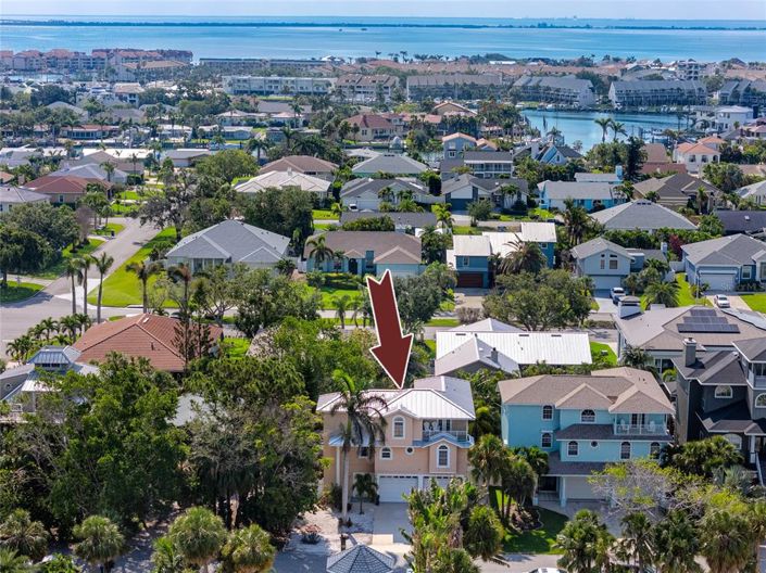 Image No.60-4 Bed Property for sale