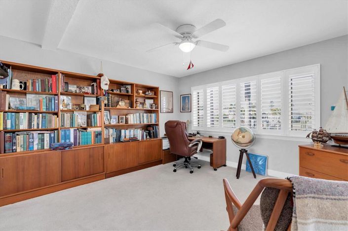 Image No.15-Propriété de 4 chambres à vendre à St. Petersburg