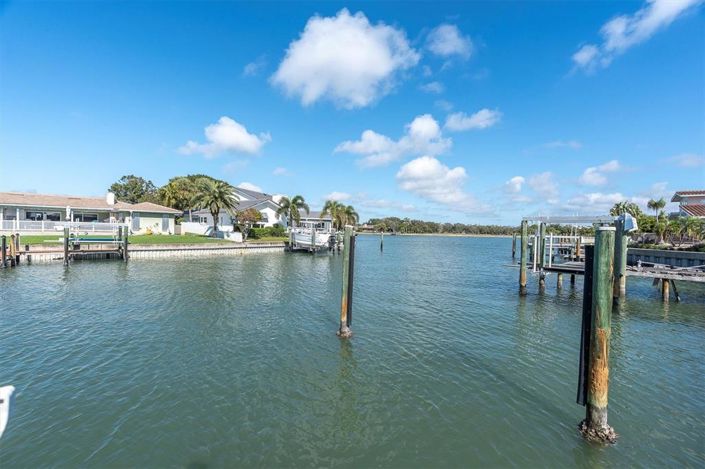 Image No.40-Propriété de 4 chambres à vendre à Floride