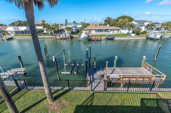 Image No.43-Propriété de 4 chambres à vendre à St. Petersburg