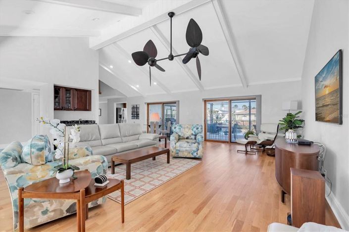 Image No.6-Propriété de 4 chambres à vendre à Floride