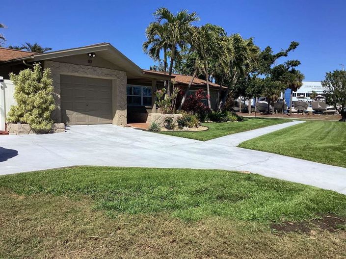 Image No.20-3 Bed Property for sale